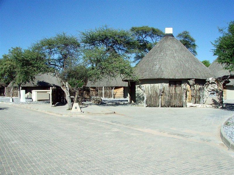 Halali Camp Hotel Etosha Exterior foto