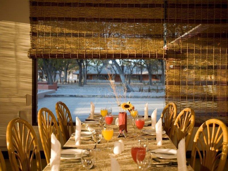 Halali Camp Hotel Etosha Exterior foto